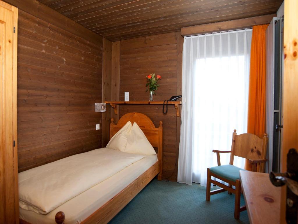 Ambiente Guesthouse Saas Fee Quarto foto